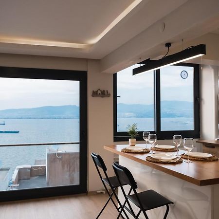 Near The Historical Elevator With A Sea View Apartment Izmir Exterior photo